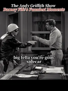 Mayberry’s deputy could turn even the simplest police duty into a full-blown comedy show 😂 #BarneyFife #Mayberry #AndyGriffith #RetroTV #ComedyClips