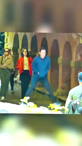 Passerby's Epic Reaction After Hearing A Fart #PasserbyReaction #FunnyDailyLife #StreetPrank #RidiculousMoments #HilariousMoments