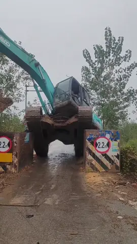 😁😁😁  #fyp  #excavator  #operator_excavator 