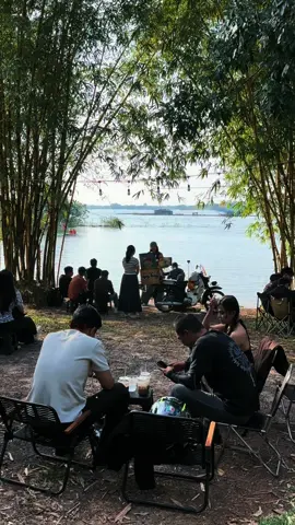 Hãy ở lại đây… 😍😍#viral #xuhuong #langthang #trian #cafe 