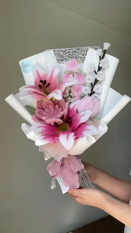 a pink lovers dream bouquet 🩷 💌 dm to order on insta!: @cielipetal #perth #perthflorist #bouquet #flowers #giftideas 