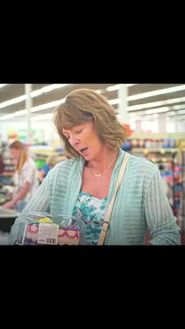 summer ends on oak street. #theendofoakstreet #theendofoakstreetedit #oakstreetsweepstake #annehathaway #ewanmcgregor the end of oak streetsecond trailer HD edit @ANNE | Pixel Scene Media @End Of Oak Street @Anne Hathaway