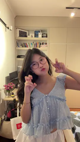 tạnh mưa tưaaa #areum 