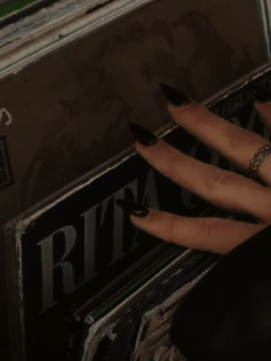 песня и текст к ней в тгк: vesp_err Brooklyn Baby - Lana Del Rey #lanadelrey #fyp #lyricsongs #recommendations #foryoupage 