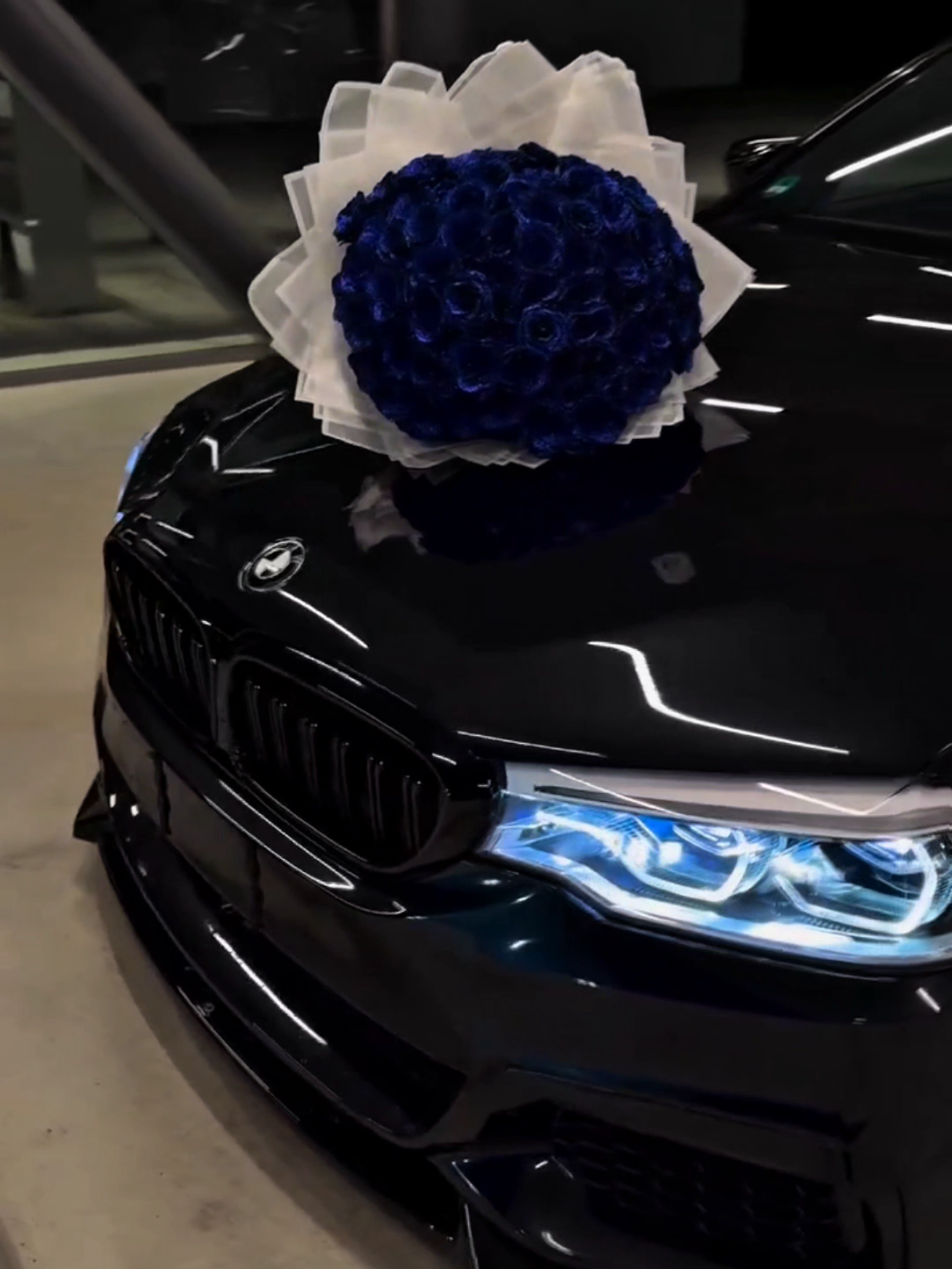 BMW 👀❤️‍🩹  @اسد ✨ please follow me . . . . . . . . . . . . . . . . . . . . . #bmwm5 #bmwm5f90 #bmwlifestyle🖤 #mytypecar #unfreeze 
