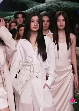 สวยมากกดก🔥🤍 MABLE WACAY EFW26 #MableatEFW26ICONSIAM #Mable_Siriwalee @mable_siriwalee 