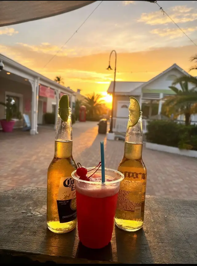 What a place  🇧🇸 🌴 ☀️😎🍻❤️