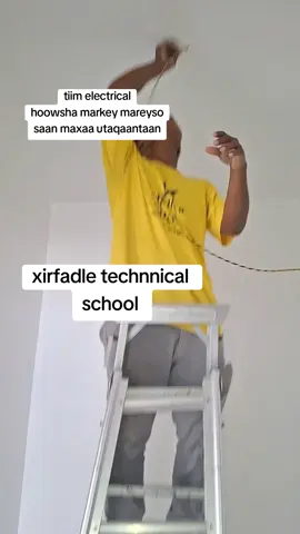 #xirfadle #technnical #school  waxbarsho iyo shaqo joogta ah #xirfadle #technnical school 📚📖🧵🔌💡🏮🪛
