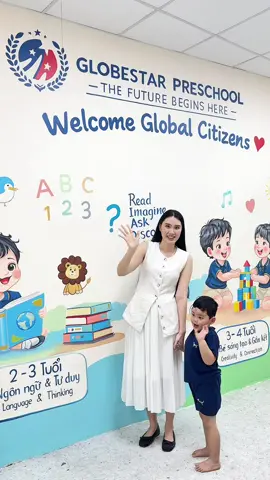 Mỗi chiều đón Leon thấy con lanh lợi, cười nói vui vẻ là mẹ nào cũng tan chảy đúng không ạ? 🥰 📍 GlobeStar Preschool - 303 Phan Anh, P. Bình Trị Đông, TPHCM Ba mẹ muốn tìm một môi trường vừa ấm áp yêu thương, vừa chuẩn phương pháp song ngữ cho con thì cứ để lại bình luận hoặc inbox ngay cho trường để đăng ký School Tour trải nghiệm thực tế nhé! #Globestar #GlobestarPreschool #Truongmamnontanphu #Truongmamnon #Kindergarten 