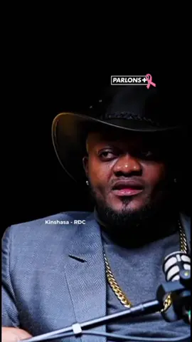 Fiston Saïsaï affirme qu’il se déguisait en collant pour gagner de l’argent et subvenir aux besoins de ses enfants. #pourtoi #parlonsplus #fistonsaisai #motivation 