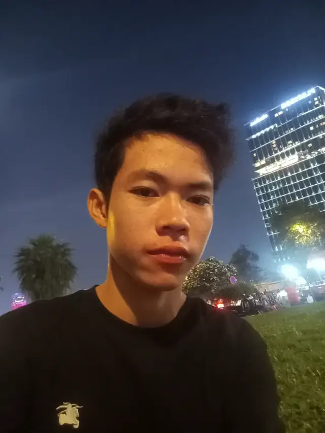 ថតដោយ OPPO 18 pro max 50MP😂