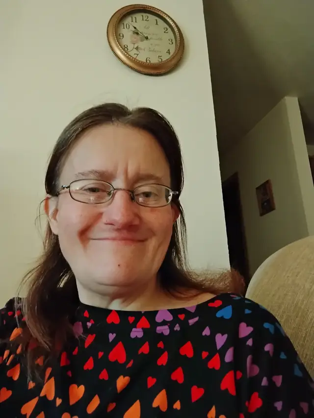 good morning everyone on this beautiful lovely sunday.just waiting for coffee and relaxing for a bit.going to enjoy my two days off and then go back to work Tuesday at 5.its going to be a good day.have a fabulous day everyone. #sundayvibes💓  #happy  #confidence  #loved 