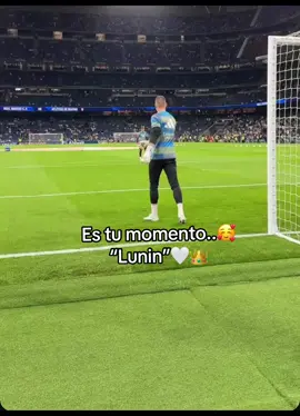 Es tu momento confiamos en ti Lunin🥰🤍👑#fyp #viral #halamadrid🤍👑 #paratiiiiiiiiiiiiiiiiiiiiiiiiiiiii #andriylunin🇺🇦🧤🥅
