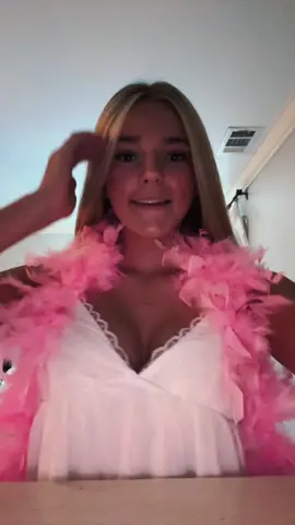 👸🏼👸🏼