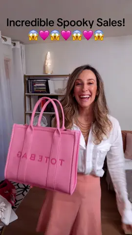 Hello my love, come on into this live stream right now! I’ve got spooky sales for you, free gifts and we are about to have an incredible time. See you here now! #spookyseason #spooky #handbag #styl #tote 