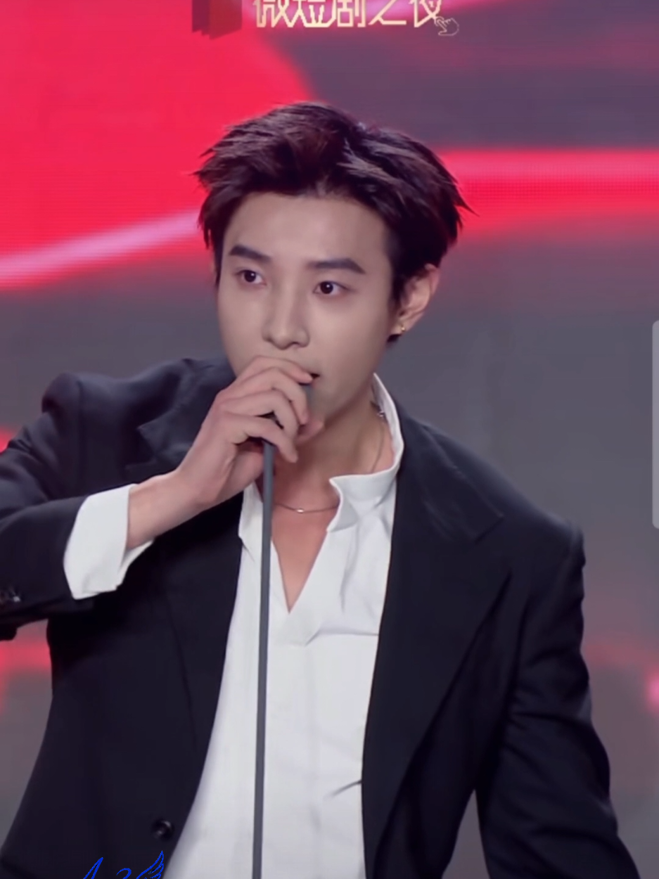 mmmmuuuaaccchhh 😘😘 juga baobei dari para @Yuyi🪽Indonesia 🥰  #aktorchina🇨🇳 #douyin抖音 #shortdrama #yuyiindonesia #maxiaoyu马小宇 