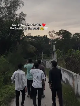 Only brother🫂@Md Arafat gaming @𝐏𝐈𝐘𝐀𝐒  𝐁𝐑𝐎 @MD: SIYOO..🐼 @Md Kawser 