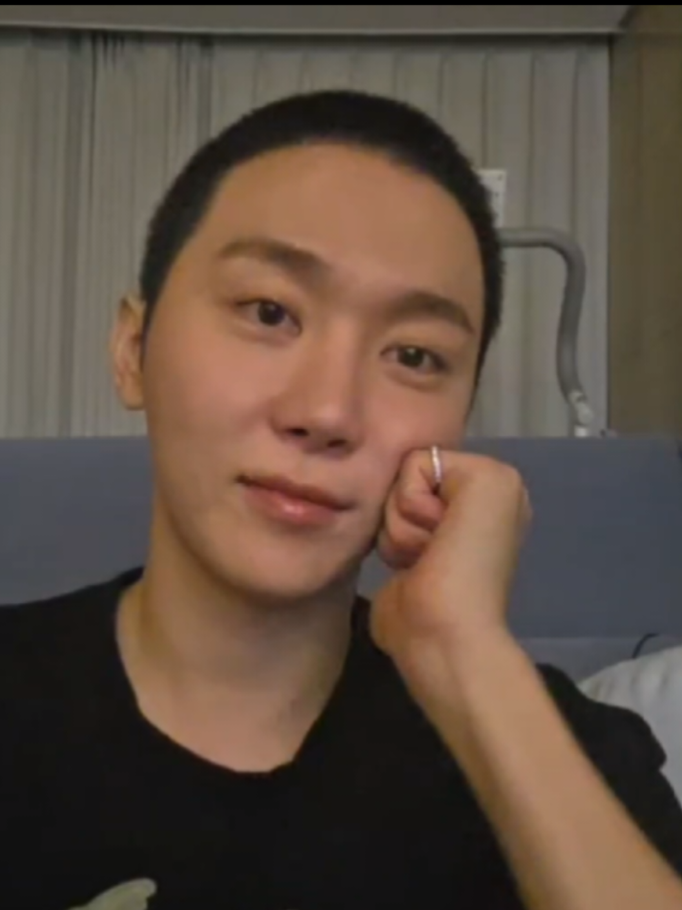 Seungkwan playing Dandelion #seungkwan #booseungkwan #seventeen #seventeen17_official #fyp 