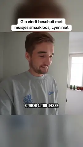 Lynn vindt beschuit met muisjes echt lekker, maar Gio is het er helemaal niet mee eens. Wie heeft gelijk? #gio #lynn #beschuitmetmuisjes