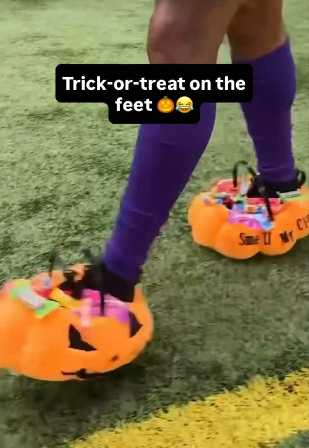 (via @NFL) #trickortreat #halloween #nfl #football #espnsocial 