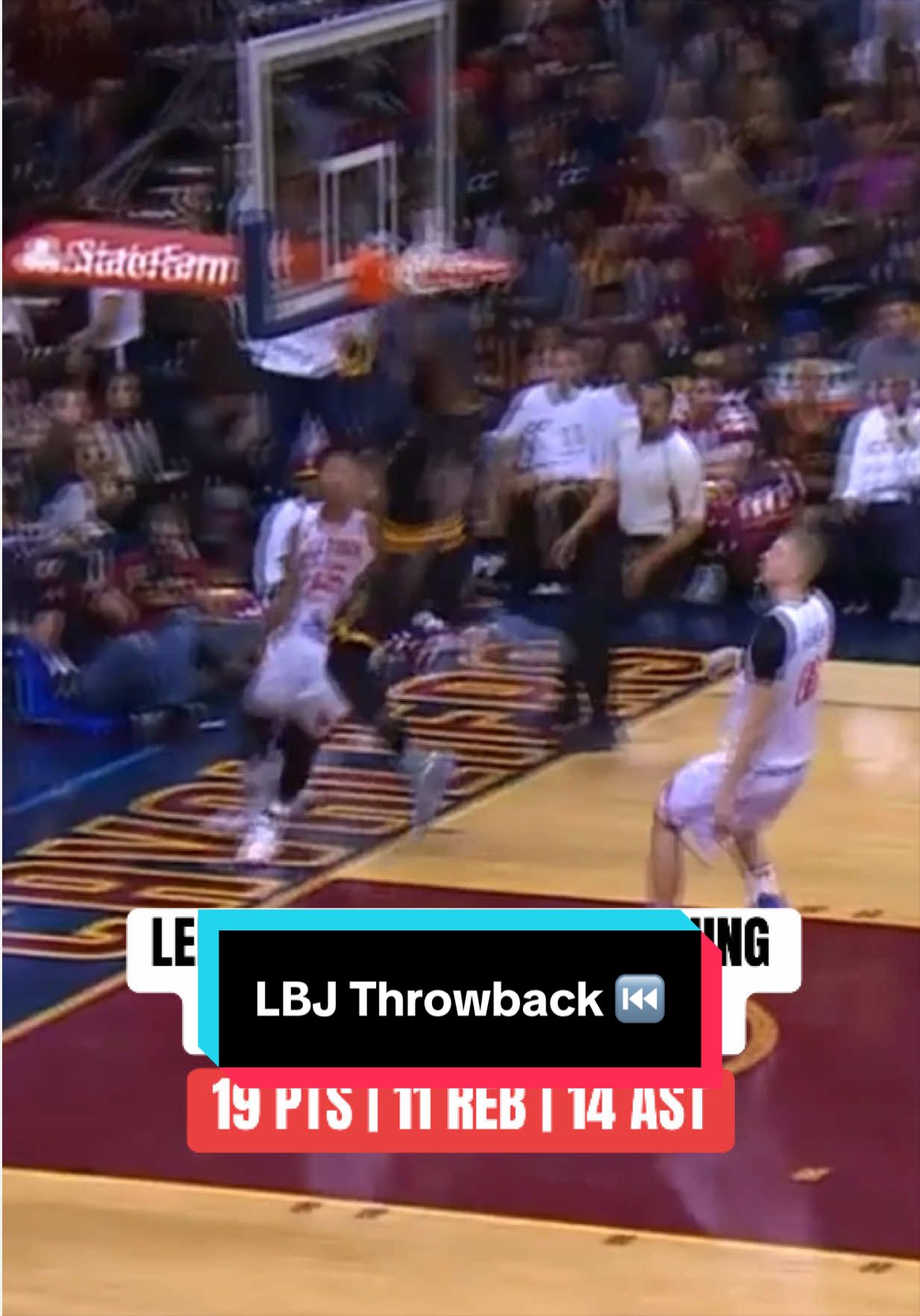 #OnThisDay in 2016... LeBron James records the first opening-night triple-double of his career 🙌 #NBA #basketball #LeBron #LeBronJames 