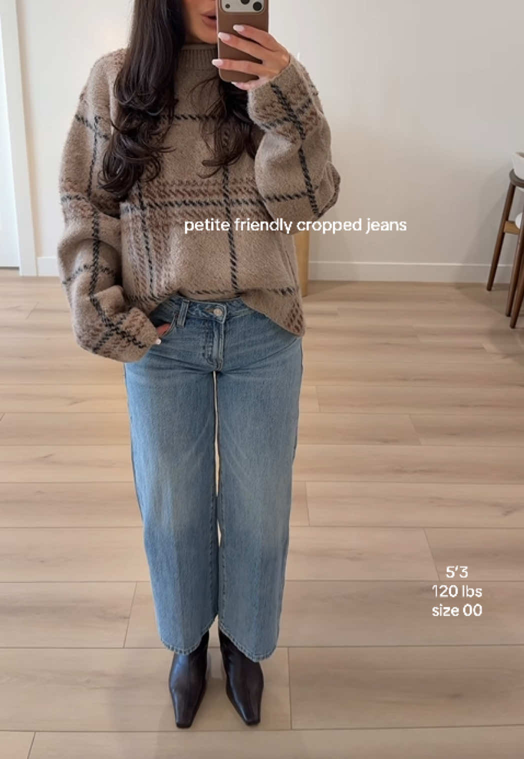 These vintage cropped jeans from GA are sooo flattering 👌🏼 @GOOD AMERICAN #croppedjeans #petitejeans #TikTokShopBlackFriday #TikTokShopCyberMonday 