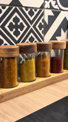 Remplissage de mes nouveaux pots à épices 🤗 Achetés chez centrakor 🛍️