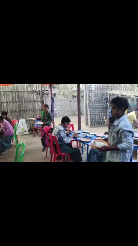 ဒီနှစ် အကို့ကို မကန်တော့ရဘူးတဲ့လား လွမ်းလိုက်တာ အကိုရယ် ဘယ်ဘဝများရောက်နေမလဲ နောက်ဘဝမှာ ခုလိုအဖြစ်ဆိုးမျိုးနဲ့ မကြုံပါစေနဲ့ ဆုတောင်းပေးပါတယ်အကိုရယ်😭😭😭😭😭