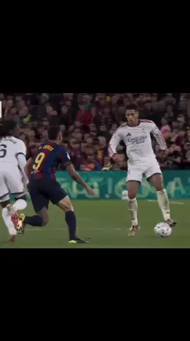 La jugada de jude Bellingham #judebellingham #realmadrid #clasico2026 #barcelonavsrealmadrid #judebellingham5🤍 