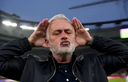 José Mourinho is happy after Real Madrid won! The legendary Mourinho asks the fans to cheer for Real Madrid.⚽️ #RealMadridBarcelona #BarcelonaRealMadrid #ElClasico #RealMadrid #FCBarcelona 