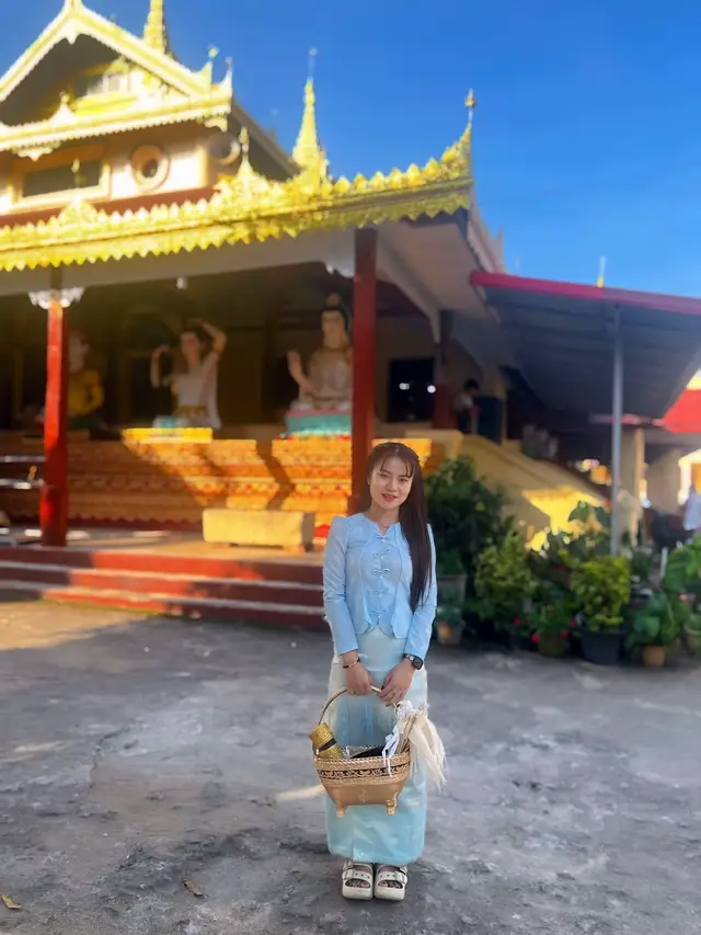 #သတင်းကျွတ်လပြည့်နေ့မှာပျော်ရွှင်ကျပါစေရှင့် #Top Star shop#ကျိုင်းတုံမြို့ #ရှမ်းမလေး #fpyツ 