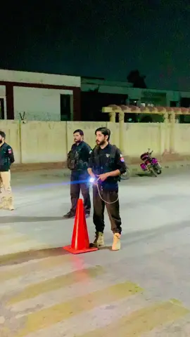 Staso ror staso pa Khadmat ke #police #foryou #peshawar #viral #newaccount 